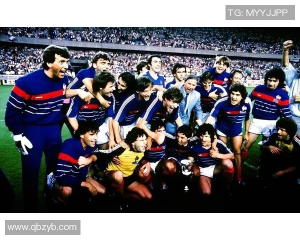 1号知名足球明星的传奇生涯与场上风采全解析